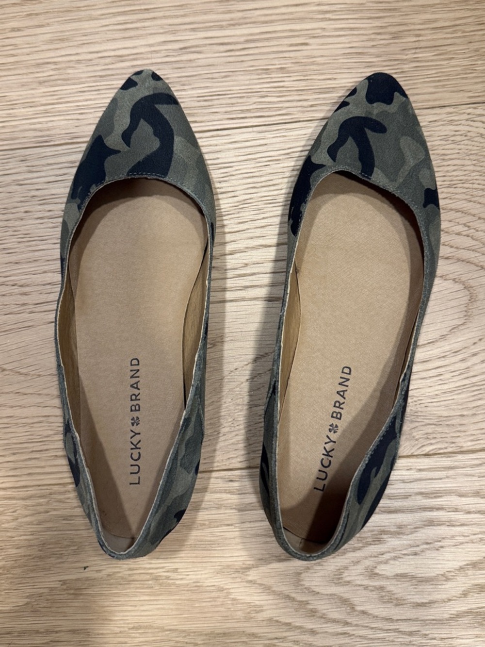 Lucky Brand Women's Camouflage Pointed Toe Flats - Olive & Black